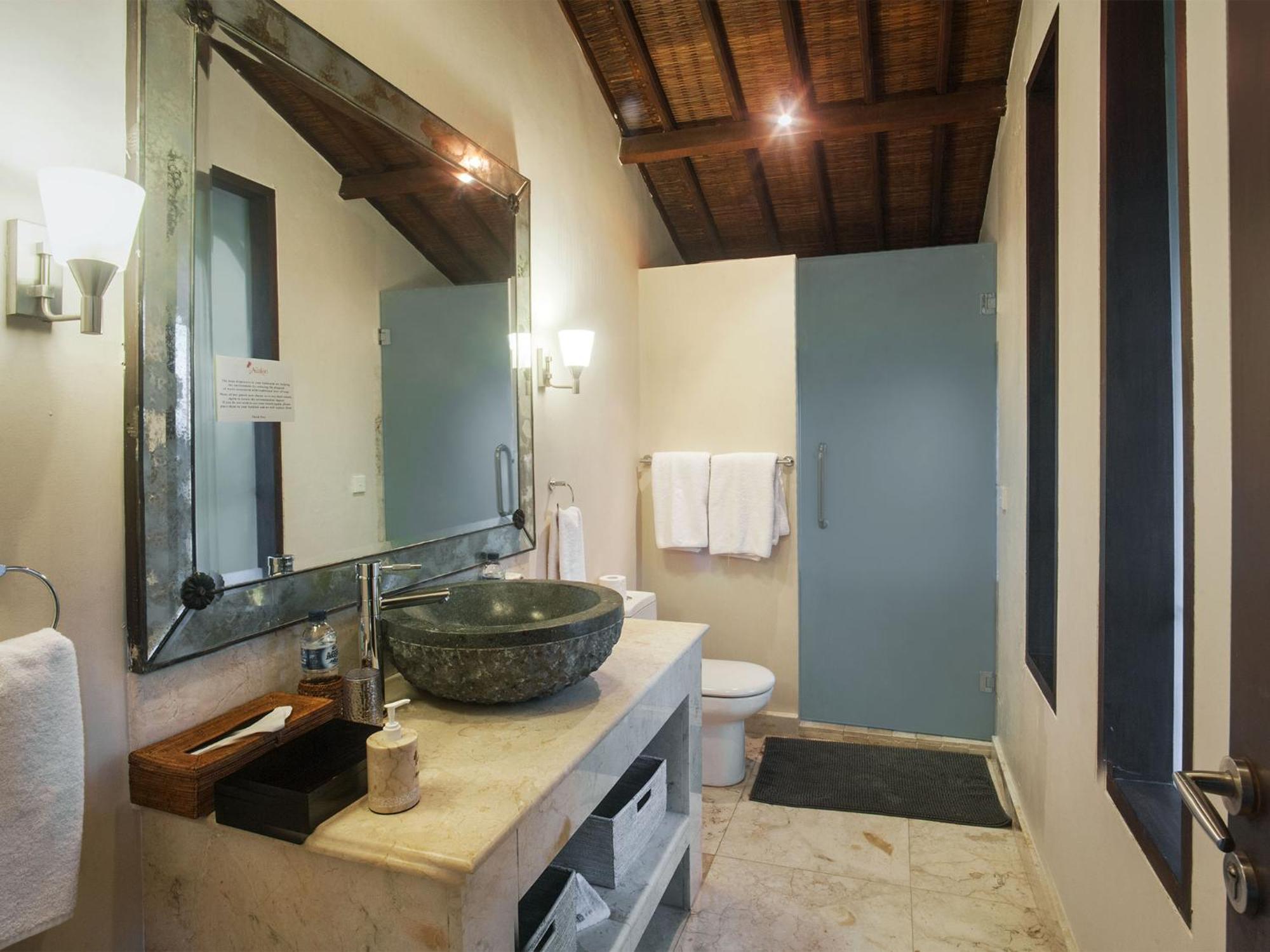 Villa Avalon - CHSE Certified Canggu Exterior foto